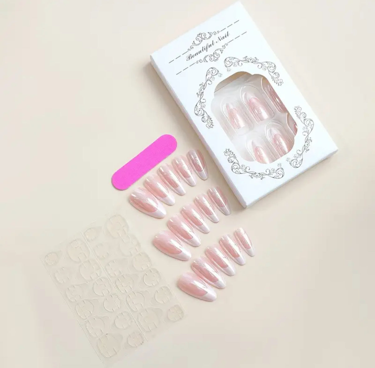 Chrome Crush â Metallic Silver Chrome Reusable PressâOn Nails, 24âPiece Set